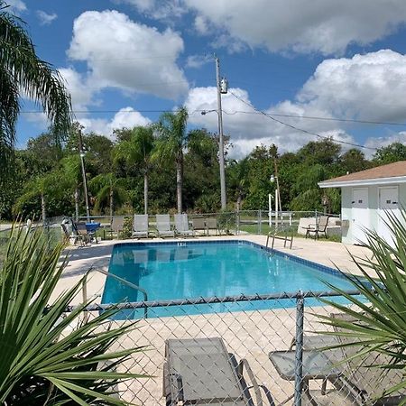 Sebastian Gardens Inn & Suites المظهر الخارجي الصورة