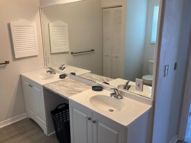 Sebastian Gardens Inn & Suites المظهر الخارجي الصورة