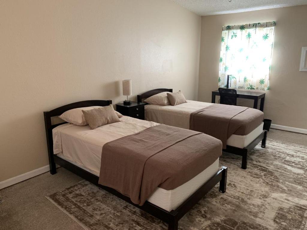 Sebastian Gardens Inn & Suites المظهر الخارجي الصورة
